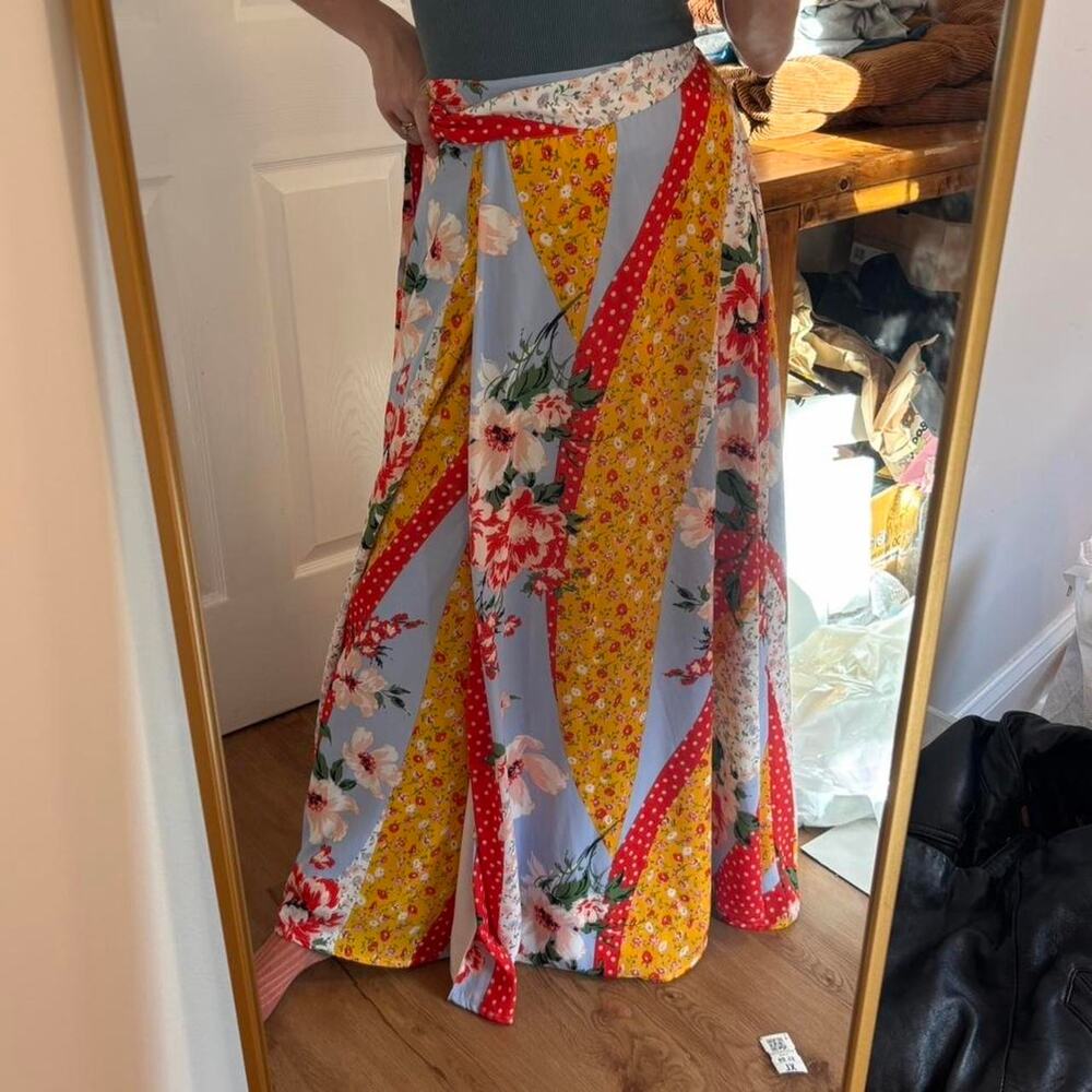 Floral maxi skirt nwt